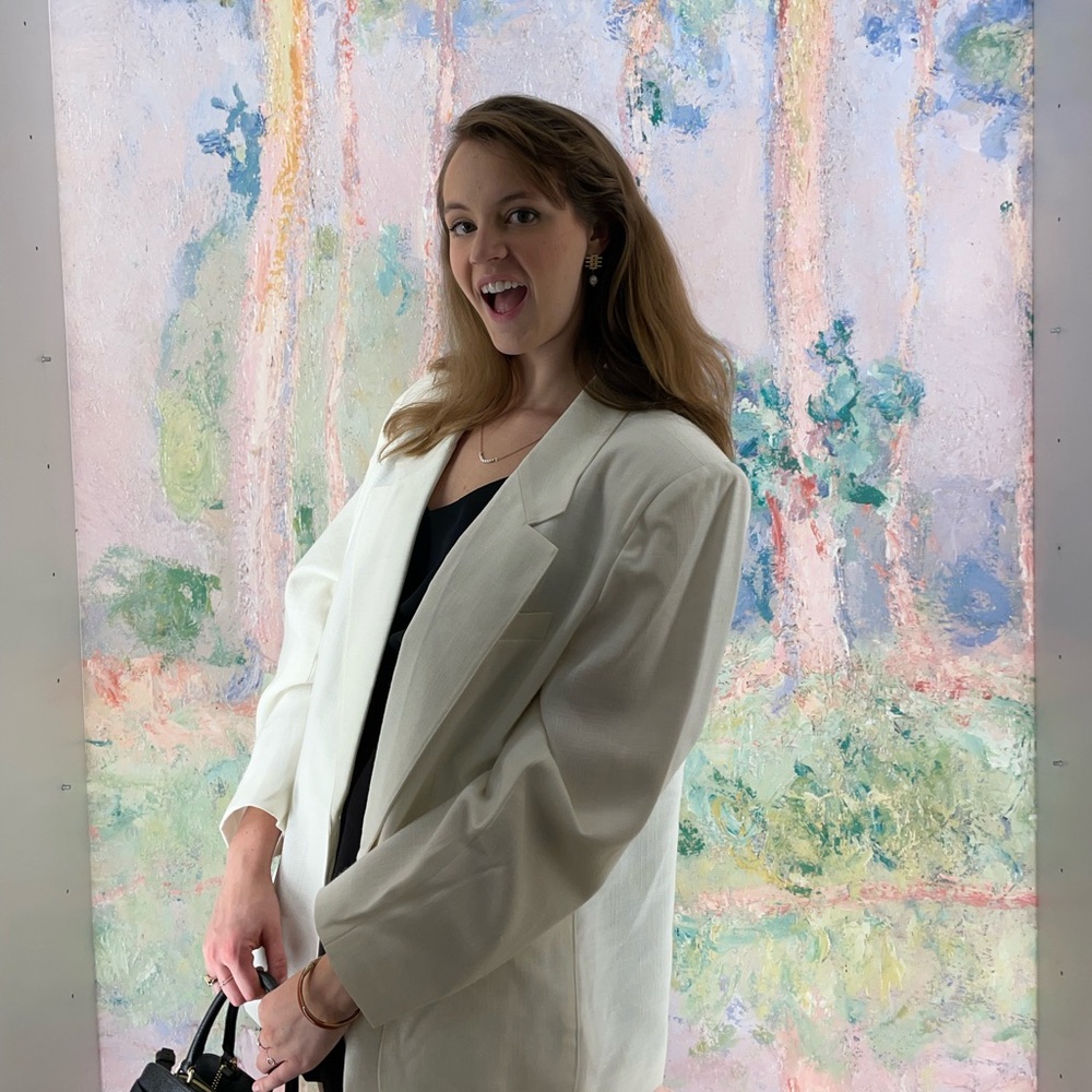 Meet your Posher, Olivia